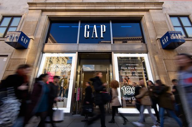 想要討好所有人？快時尚巨頭 GAP 失去品牌核心價值